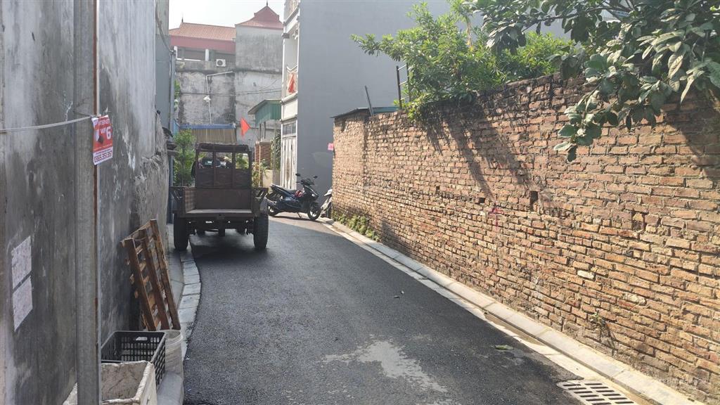 80 m2 cạnh đấu giá , oto tránh , lương quy, thư lâm zá nhỉnh 5 tỉ