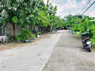 Đất xây dựng tự do, quy hoạch chuẩn 8x20m... giá 4 tỷ 950. ngay trường lái xe thành công nhà bè