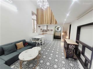 Tt mặt phố hàng bông, căn lô góc, đường ô tô tránh, 70m2, mt 5m, 3 ngủ, full nội thất. sổ đỏ đẹp