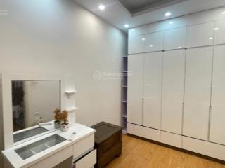 Chỉ 5,5 tỷ sở hữu nhà đẹp hàng than, 30m ra mặt phố, ngõ nông, full nội thất, sổ chính chủ