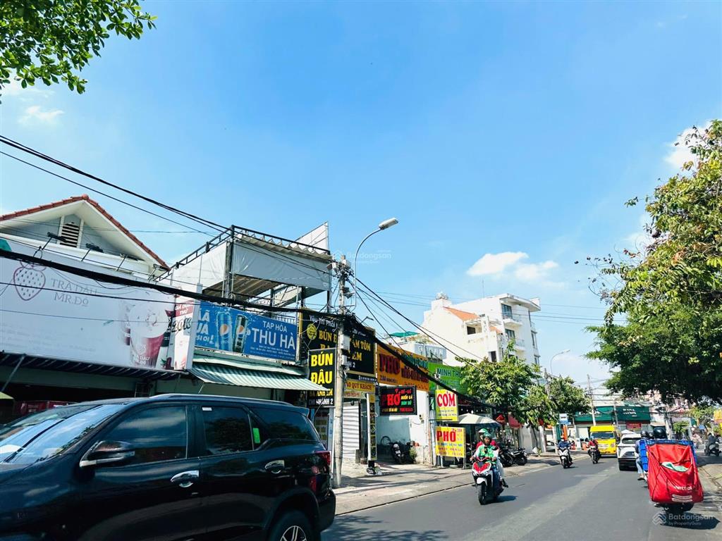 76tr/m2đất trung tâm thủ đứccách hoàng diệu 2 chỉ 100m2sổ vuông vứcdiện tích 111.9m2 ngang 5m