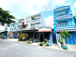 Sót 1 căn cấp 4 ngay khu dân cư đồng bộđối diện công viêndt90m2(5mx18m)ô tô đậu trước nhà
