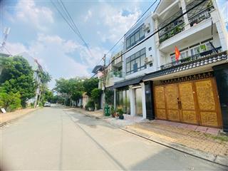 Bán nhanh dãy trọfull 20 phòngthu nhập sẵn 40tr/thángngang 11mtách được 2 lôngay hoàng diệu 2