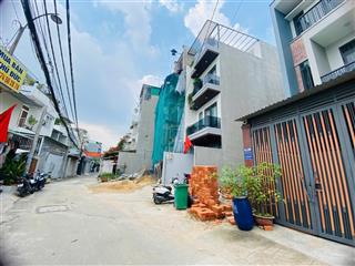 Ngã tư bình tháinhà cấp 4 đường ô tô thôngngang hiếm 6mđường tăng nhơn phúkhu sầm uất nhất