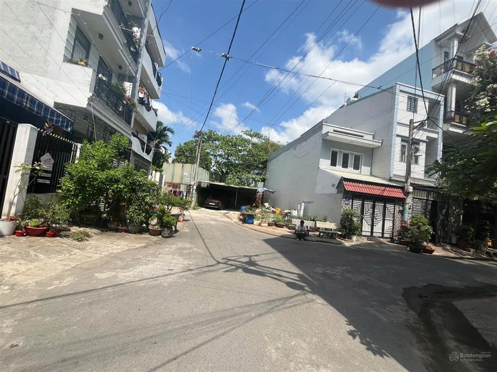 Sót 1 lô đất hiếm  đẹp  ngay bệnh viện lớn nhất thủ đức đường lê văn chí khu đồng bộ 58m2  5tỷ3