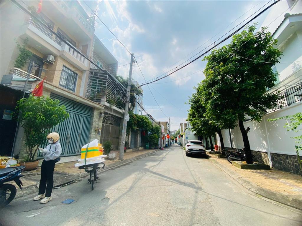 Hoàng diệu 2nhà+dãy trọtns5tr/thángvừa ở vừa cho thuêdt97.7m2ngang 5mđường ô tô thông