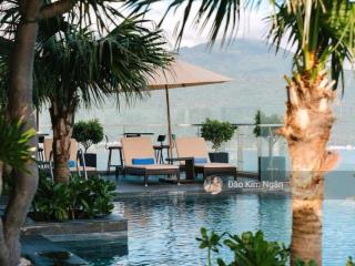 Mt đường biển hoàng sa  view trực diện biển  xây được cao tầng  dt lớn gần 1000m2