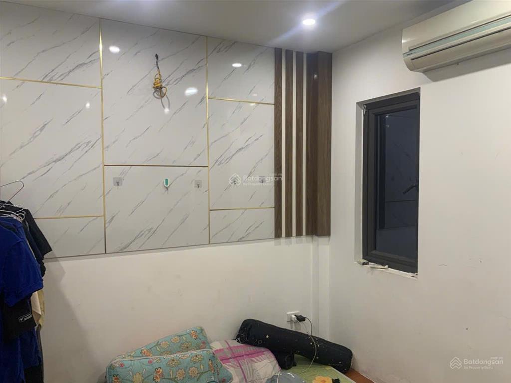 Bán nhà mễ trì, nam từ liêm. dt 30/35m2, 5 tầng, căn góc, giá 6.2 tỷ