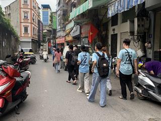 Bán đất đẹp hồ tùng mậu, cầu giấy. ô tô tránh, cạnh trường đại học. dt 100m2, giá 33 tỷ