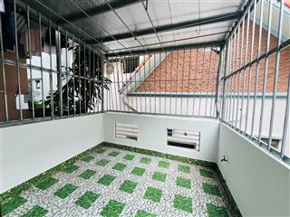 Bán nhà mễ trì, gần ô tô. dt 30m2, 5t, giá 7.15 tỷ