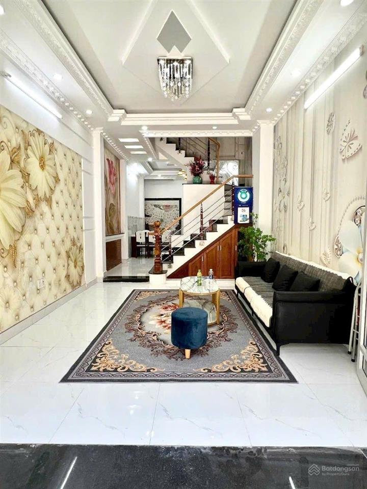 Bán nhà phố vào ở ngay hẻm xe tải tránh 50m2 đào tông nguyên nhà bè