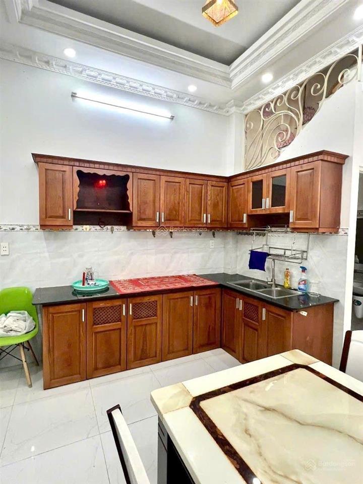 Bán nhà phố vào ở ngay hẻm xe tải tránh 50m2 đào tông nguyên nhà bè