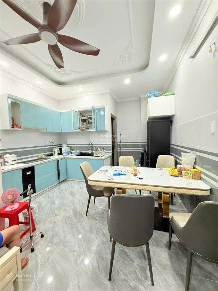 (quận 7) chủ chuyển công tác gấp bán nhà phố 2 tầng full nội thất sát vincom nam long  chỉ 7,2 tỷ