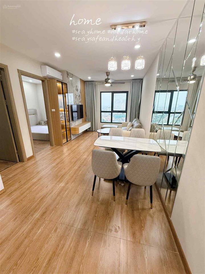 Bán căn hộ cc samsora trung tâm hà đông 60m2, 2pn 2vs, tầng trung đẹp, toà mới sẵn sổ