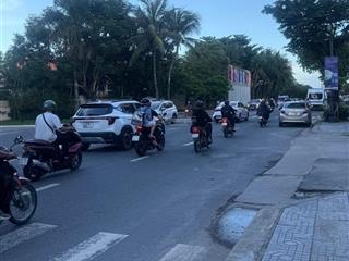 View biển mỹ khê, mặt tiền võ nguyên giáp, 4 tầng chỉ nhỉnh 20,5 tỷ