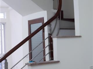 Nhà trung tâm hà nội, lịch sự, ô tô tránh trại cá, trương định 54m2 x 4,5 tầng 17,5 tỷ