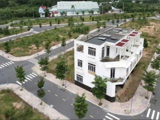 Chính chủ bán lô góc 2 mặt tiền  giá 1tỷ680  diện tích 92,8m2  sổ sẵn. cách ql13 2 phút