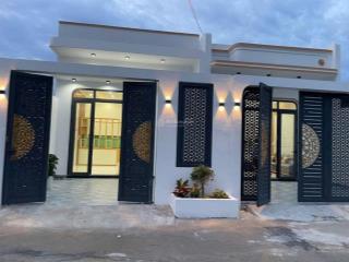 Còn 2 căn cấp 4 bán lỗ vốn bình chánh shr