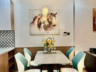 Chính chủ bán gấp căn hộ tầng trung flc star tower, 79m2 2pn full đồ 4,2 tỷ, hỗ trợ vay 70%
