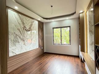 Siêu hiếm! nhà 4 tầng đông la, 33m², ô tô vào tận cửa  giá chỉ 4 tỷ!