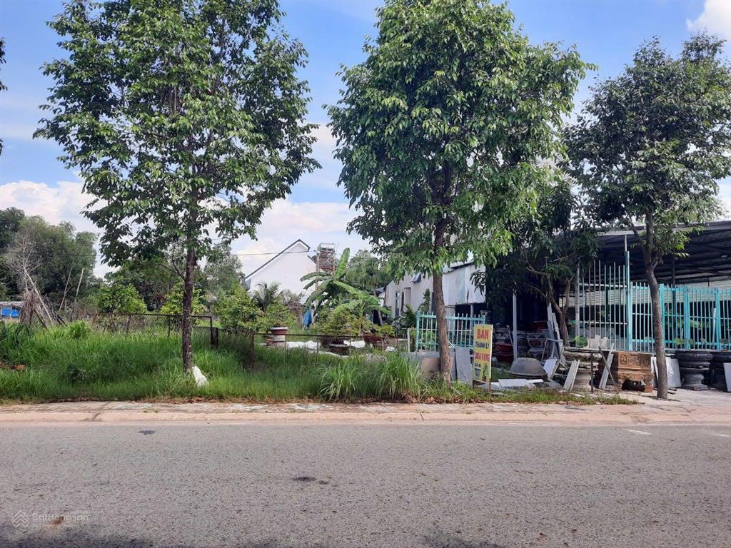 Bán lô đất 360m2 đường nhựa 16m mỹ phước 4 tp bến cát