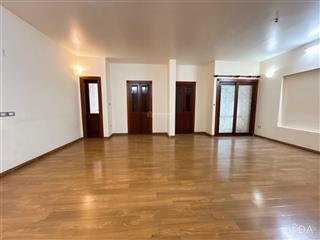 Biệt thự 42.4 tỷ 4 tầng 133m2 ngõ oto tránh cấu giấy