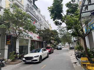 Cần bán nhà liền kề 90m2/ mt 6m/ 5 tầng hướng đông nam . hải phát gia lâm trung tâm ngay hồ gia lâm