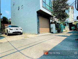Cần bán gấp lô đất cực đẹp 55m2 mặt tiền 4m, thành trung đi vào hướng đông nam hướng ra hồ gia lâm