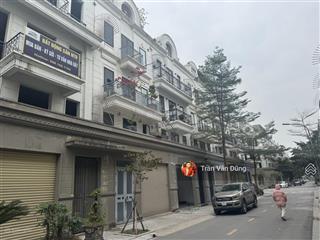 Cần bán nhà liền kề ngay ubnd, hồ gia lâm 87m2, mt 6m đã hoàn thiện 5 tầng. sở hữu lâu dài, giá tốt