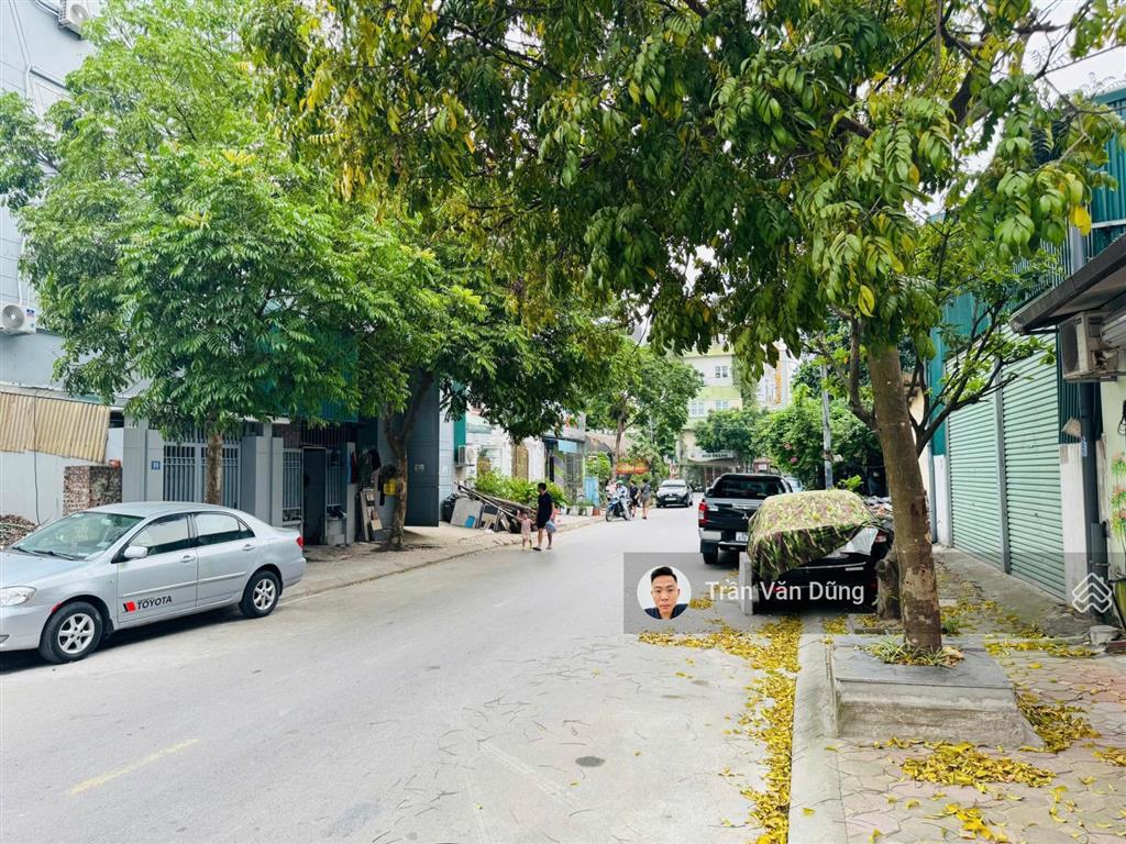 Cần tiền bán gấp! nhà mặt phố chính trung 136,5m2/mt 5m đường 13,5m đang cho thuê giá tốt nhất tt