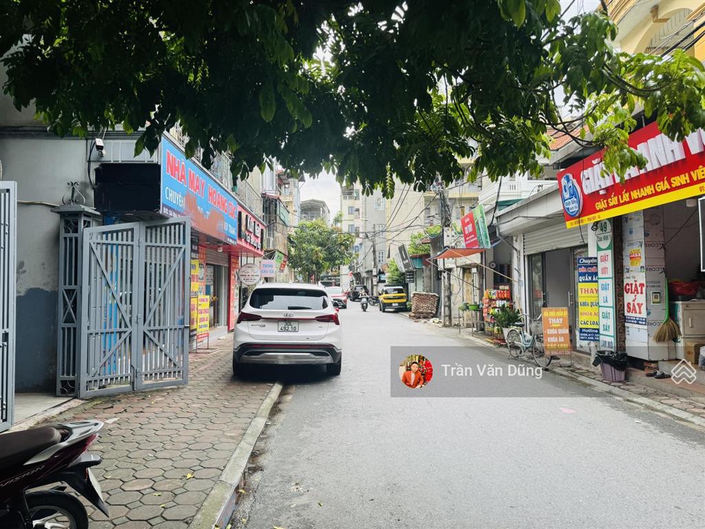 Cần bán gấp 50m2/mt 4m đường 3.5m ô tô thông phố cửu việt 1. vị trí trung tâm kd, cc mini. giá tốt