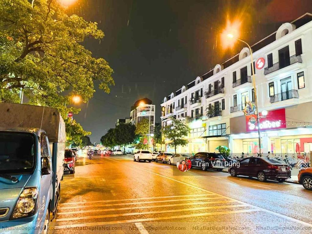 Bán nhà 5 tầng ngay đường thành trung gia lâm 94,5m2, mặt tiền 6.3m, vị trí đẹp kinh doanh sầm uất