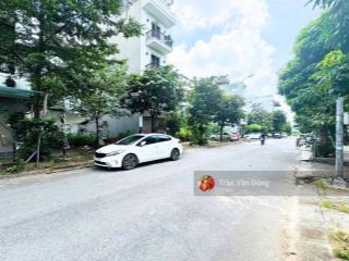 Cc cần tiền bán gấp 121m2 mặt tiền 6,42m trục chính đường 15m tđc trâu quỳ gia lâm! giá cực tốt