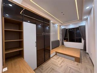 Nhà vân canh, giáp nam từ liêm, gần trịnh văn bô, dt 38m2 x 5 tầng, 5 ngủ, cách ô tô 30m2, 5,25 tỷ