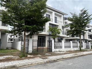 Bán gấp cặp biệt thự siêu vip tại centa riverside | cách tây hồ chỉ 12km | đường 120m