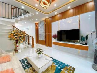 Chính chủ bán nhanh ngay gần vincom shr full nội thất