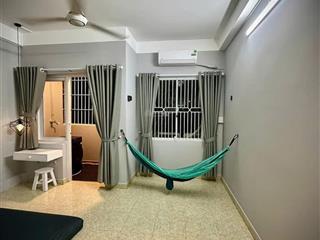 Cần bán chung cư iii bùi minh trực, p5, q8, dt 57m2 2pn1wc, sổ đỏ tặng nt giá 2.1 tỷ. 0866 688 ***