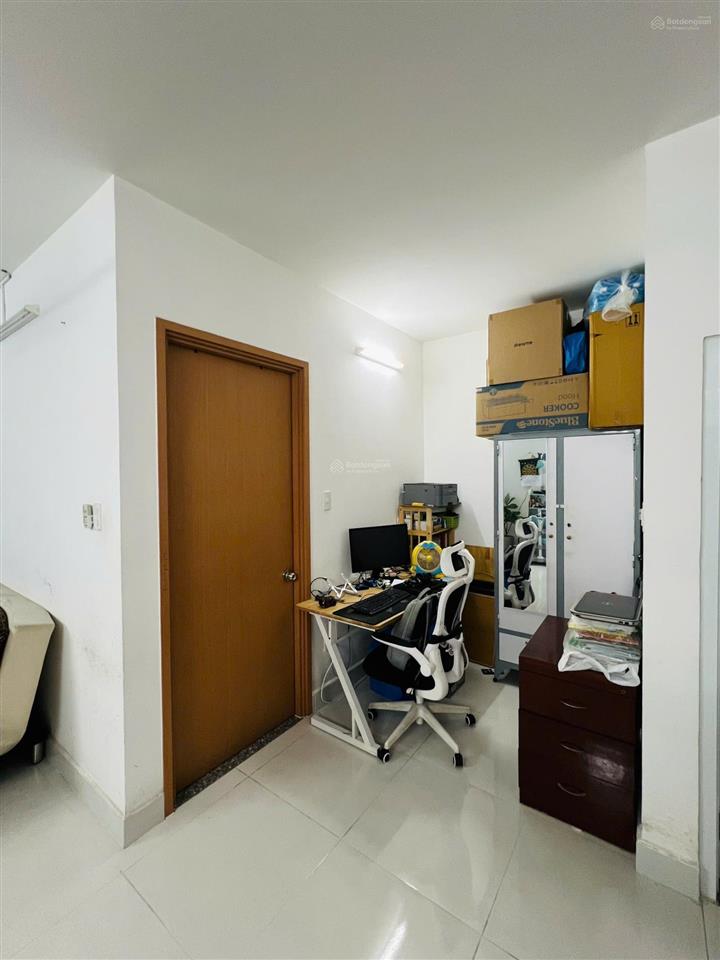 Cần bán gấp căn hộ tara q8 dt 57m2, 1pn, 1wc, sổ hồng giá 2.7tỷ. 0866 688 *** phan đăng