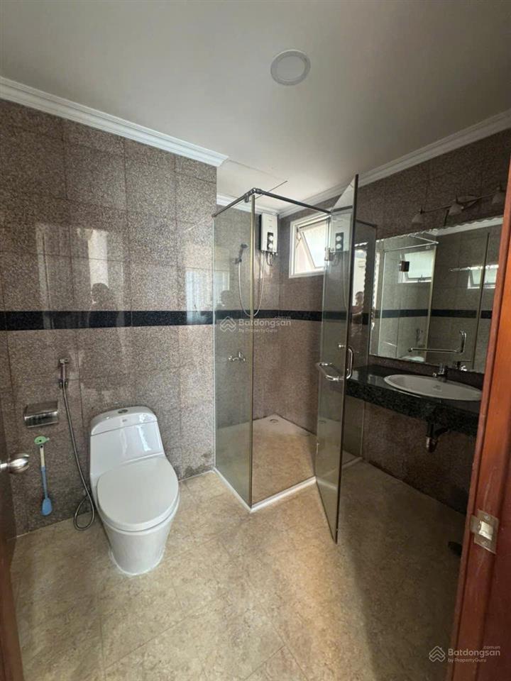 Bán căn hộ penthouse giai việt hoàng anh 856 p5, q8. dt 227m2 3pn 4wc, giá bán 8.5tỷ.  0866 688 ***