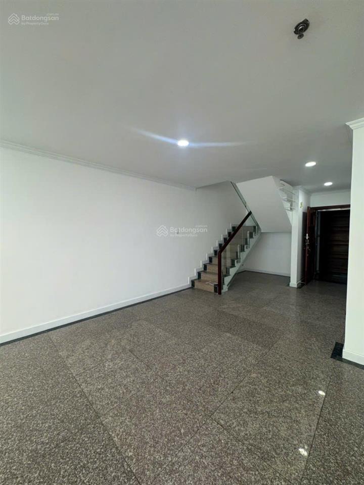 Bán căn hộ penthouse giai việt hoàng anh 856 p5, q8. dt 227m2 3pn 4wc, giá bán 8.5tỷ.  0866 688 ***