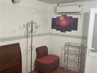 Cần bán căn hộ thang bộ cư xá lý thường kiệt. đuờng q10 dt  36m2 1pn giá 1.750 tỷ. 0866 688 ***