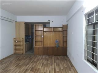 Cần bán gấp căn hộ b5 đường 48 phường 3 q4 dt 38m2 1 phòng giá bán 2.75 tỷ.  0866 688 *** phan đăng