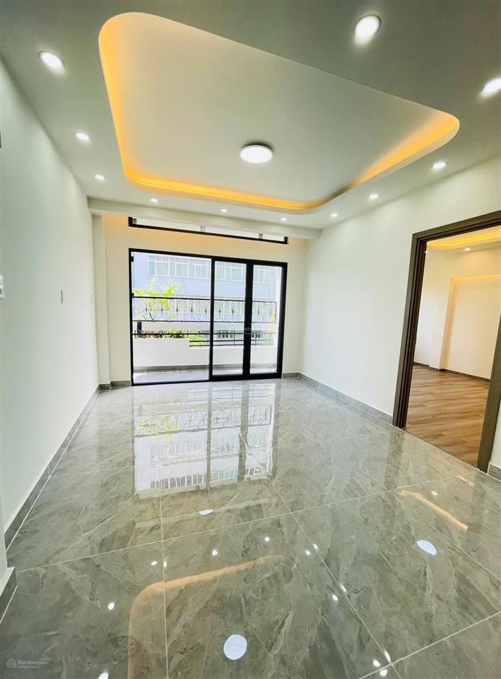 Bán căn hộ hùng vương điện máy q5 dt 63m2,2pn, 1wc, view tản đà, thang bộ giá 2.9 tỷ.  0866 688 ***
