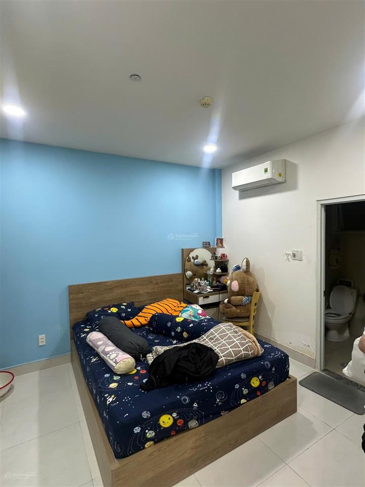 Cần bán gấp căn hộ tara số 1a đường tạ quang bửu p6 q8 dt 81m2, 2pn 2wc, giá 3,8 tỷ.  0866 688 ***