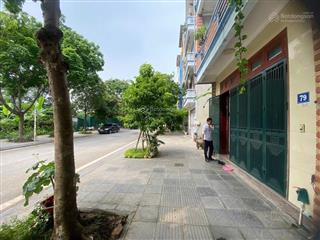 Nhà dân xây 4 tầng đặng vũ hỷ, đường phân lô container quay đầu, đối diện công viên hồ điều hoà