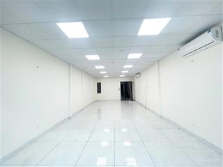 Nhà mới cứng  vp 70m2 ở mặt đường trần vỹ, cầu giấy, view cực thoáng, có chỗ để ô tô, có pccc