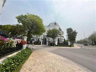 Bán bt đơn lập áp góc view sông to nguyệt quế 02  04, 345m2, sát vườn hoa, trung tâm gần hồ 99 tỷ