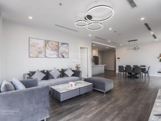 Chủ nhà chuyển công tác nên cần bán gấp căn 133m2, 2 ngủ + 1 tại dolphin plaza  số 6 nguyễn hoàng