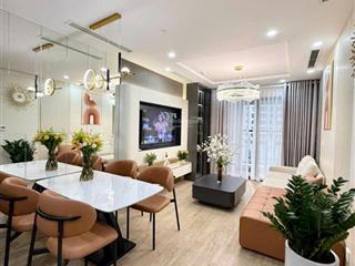 Duy nhất căn bán! giá cực tốt. gia đình chuyển ở liền kề cần bán gấp căn 3pn, sổ đỏ tòa green stars