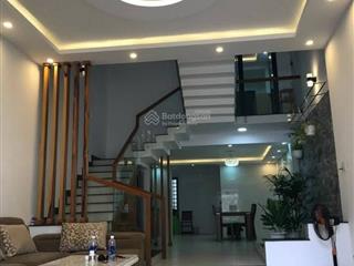 Bán nhà 3 tầng mt 5,5m sát biển phạm văn đồng. hướng đông giá chỉ 9 tỷ